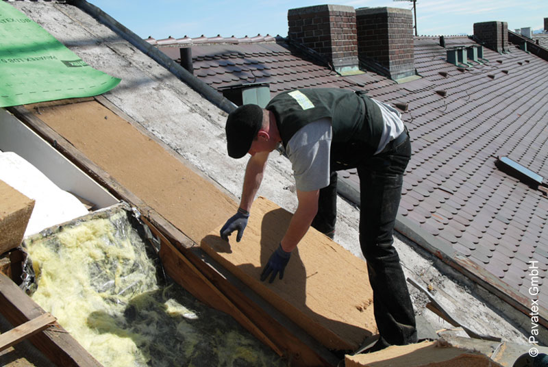 Sanierung, Dach: Aufsparrendämmung bei vorhandener innerer Beplankung
